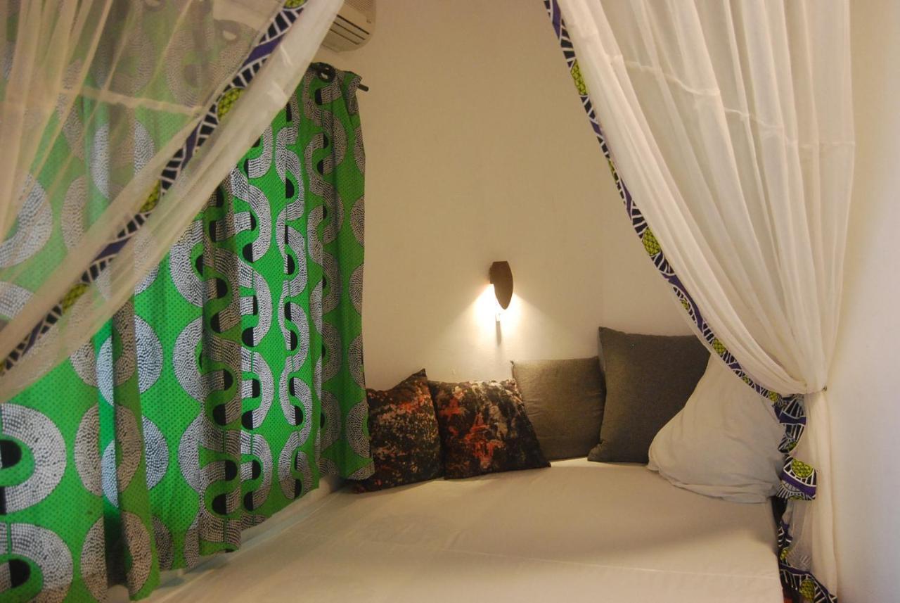 Karls Guesthouse Cotonou Exterior foto