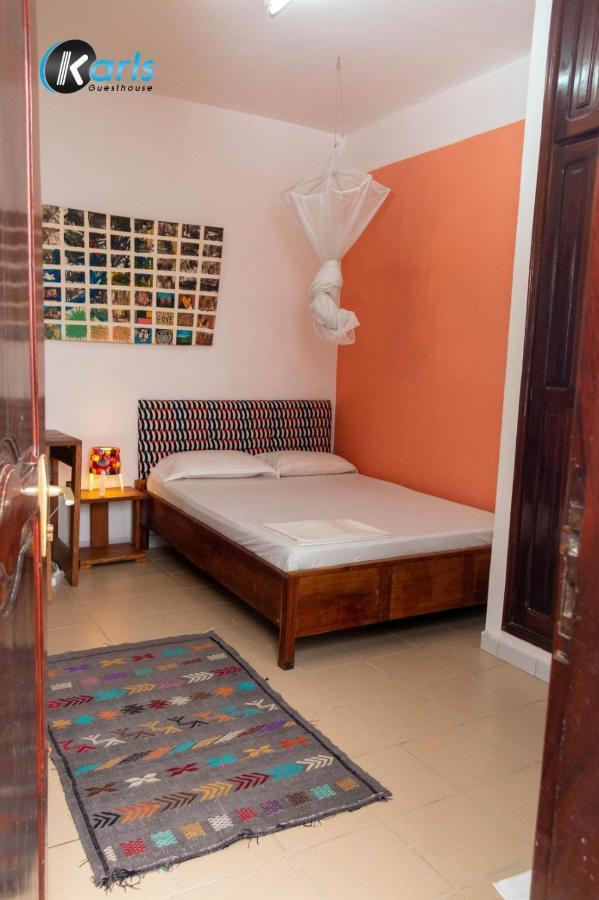 Karls Guesthouse Cotonou Exterior foto