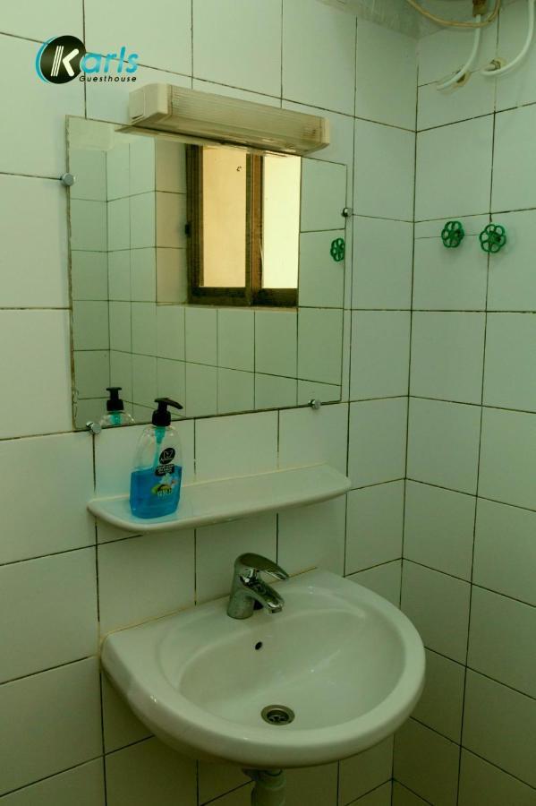 Karls Guesthouse Cotonou Exterior foto