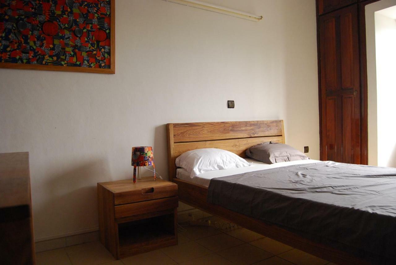Karls Guesthouse Cotonou Exterior foto